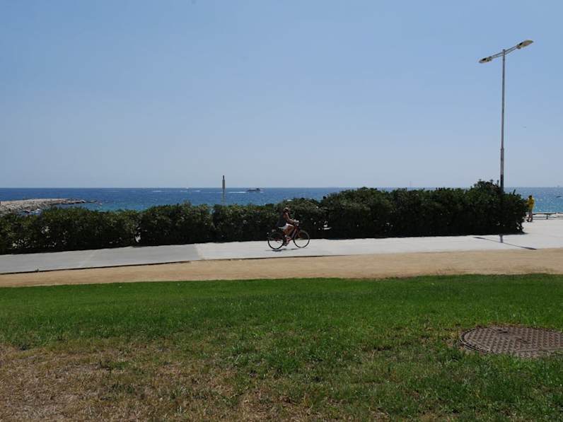 Playa de la Mar Bella, Barcelona, Spanien © HolidayCheck